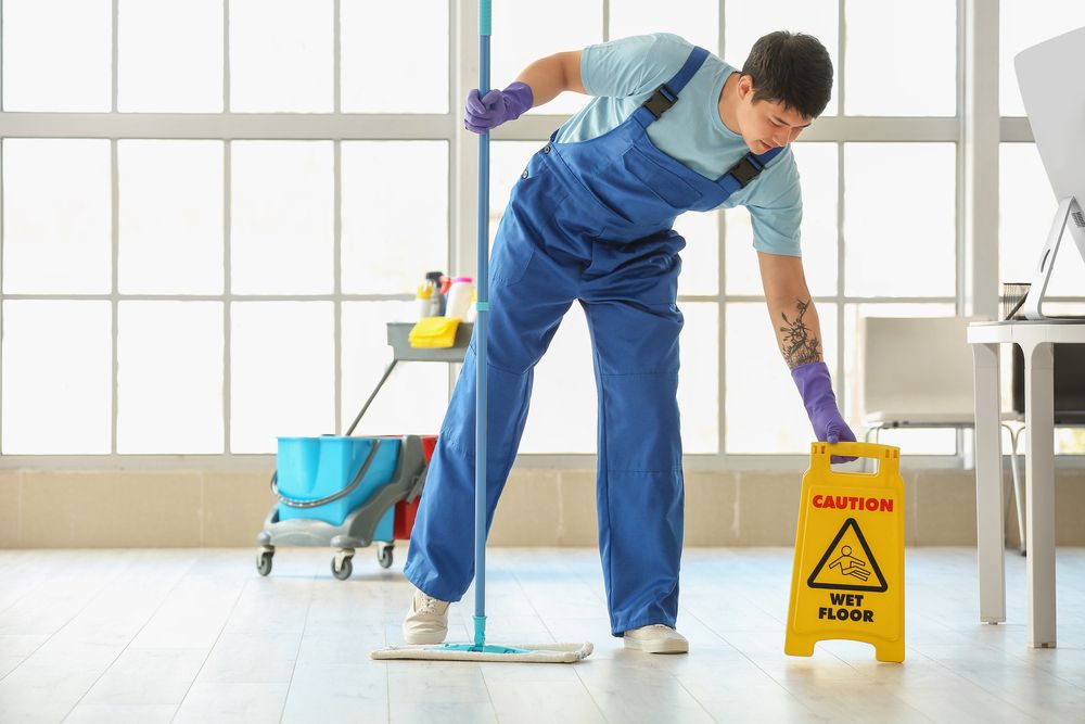 http://Janitorial%20Cleaning%20Service